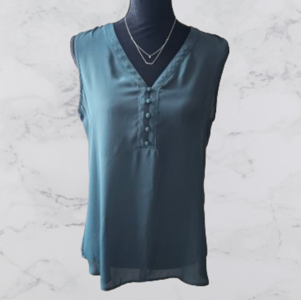 Maurice's medium women's top